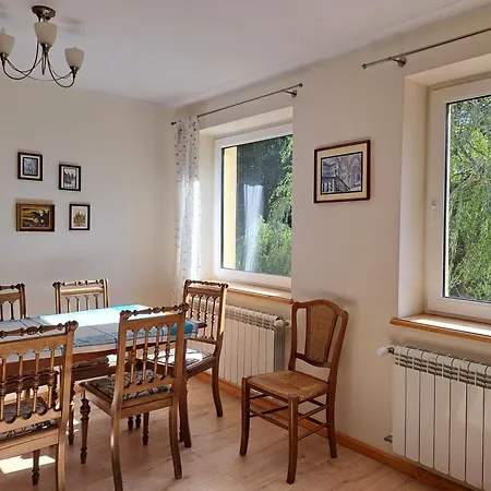 別荘 Gosidomek ザボヤ